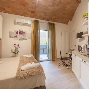 Prima Dell'elba Couette-café